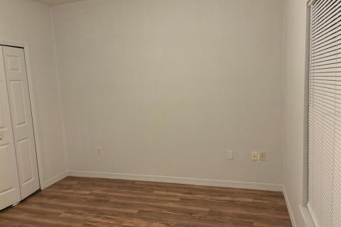 Condo in Orlando, Florida, 1 bedroom  № 1910071 - photo 9