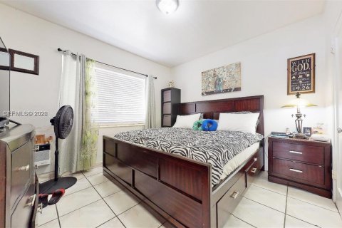 Appartement à louer à Miami, Floride: 1 chambre, 426.24 m2 № 1996592 - photo 11