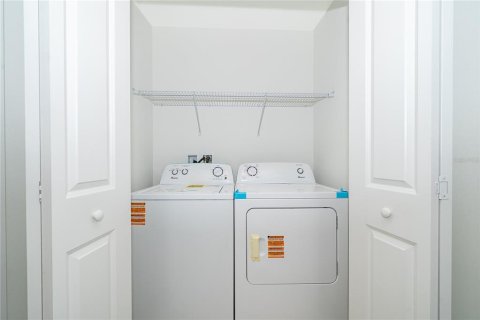 Copropriété à louer à Orlando, Floride: 2 chambres, 95.04 m2 № 2108194 - photo 25