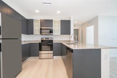 Copropriété à louer à Orlando, Floride: 2 chambres, 95.04 m2 № 2108194 - photo 4