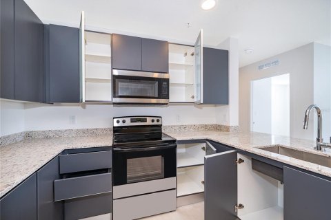 Copropriété à louer à Orlando, Floride: 2 chambres, 95.04 m2 № 2108194 - photo 7