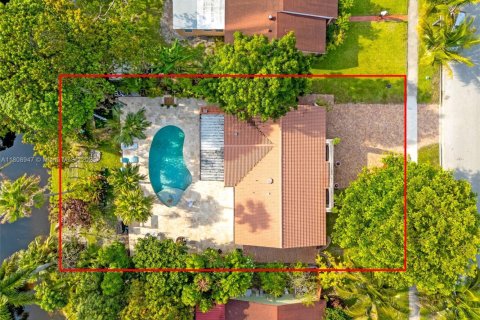 House in Margate, Florida 3 bedrooms, 106.47 sq.m. № 1752597 - photo 28