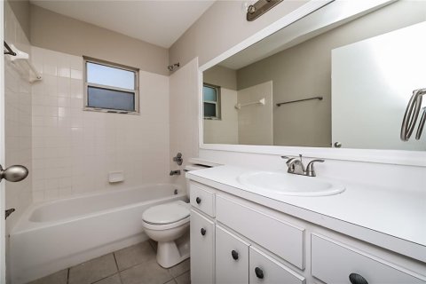 House in Lakeland, Florida 3 bedrooms, 130.9 sq.m. № 1905098 - photo 14