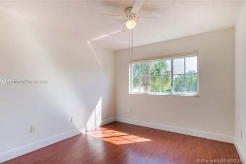 Copropriété à vendre à Miramar, Floride: 3 chambres, 134.71 m2 № 2005629 - photo 23