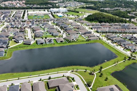 Villa ou maison à vendre à Kissimmee, Floride: 3 chambres, 148.92 m2 № 2122312 - photo 9