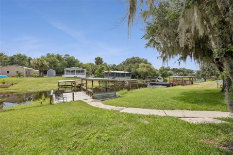 House in Geneva, Florida 3 bedrooms, 94.76 sq.m. № 2215980 - photo 21