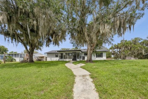 House in Geneva, Florida 3 bedrooms, 94.76 sq.m. № 2215980 - photo 19