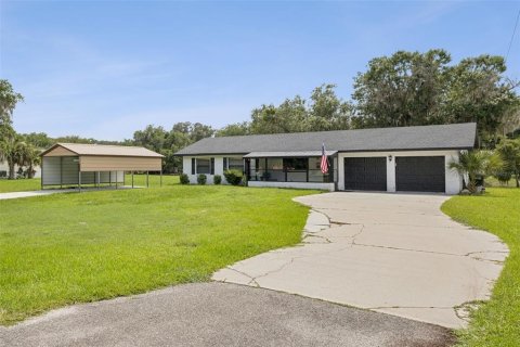 House in Geneva, Florida 3 bedrooms, 94.76 sq.m. № 2215980 - photo 3