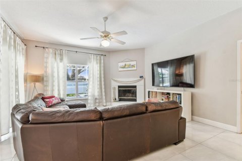 House in Dunedin, Florida 6 bedrooms, 253.53 sq.m. № 1829371 - photo 12