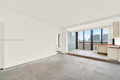 Condo in Sunny Isles Beach, Florida, 2 bedrooms  № 2081128 - photo 16