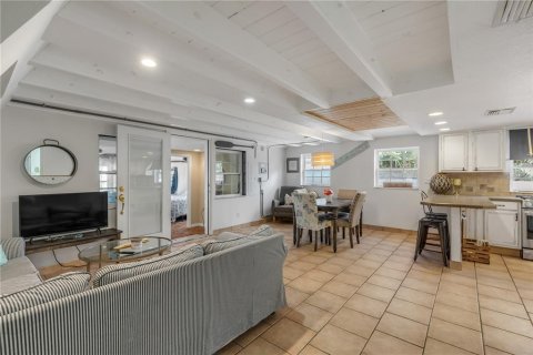 Villa ou maison à vendre à New Smyrna Beach, Floride: 4 chambres, 128.21 m2 № 1528737 - photo 14