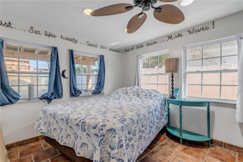 Villa ou maison à vendre à New Smyrna Beach, Floride: 4 chambres, 128.21 m2 № 1528737 - photo 28