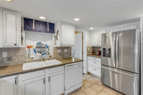 Villa ou maison à vendre à New Smyrna Beach, Floride: 4 chambres, 128.21 m2 № 1528737 - photo 27