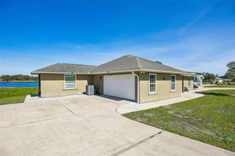 Casa en venta en Crescent City, Florida, 3 dormitorios, 146.41 m2 № 2266974 - foto 13