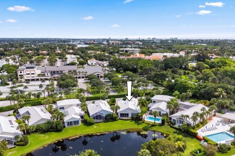 House in Jupiter, Florida 3 bedrooms, 210.7 sq.m. № 2188984 - photo 26