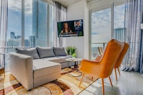 Condominio en Miami, Florida, 2 dormitorios  № 2056706
