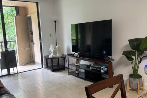 Кондоминиум с 1 спальней в Майами, Флорида № 2068169