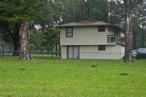 Casa en Citra, Florida 3 dormitorios, 228.26 m2 № 2410398