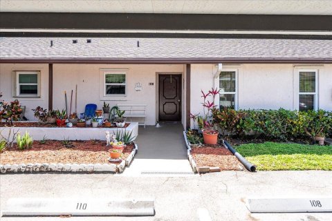 Copropriété à vendre à Stuart, Floride: 2 chambres, 109.81 m2 № 2078175 - photo 25
