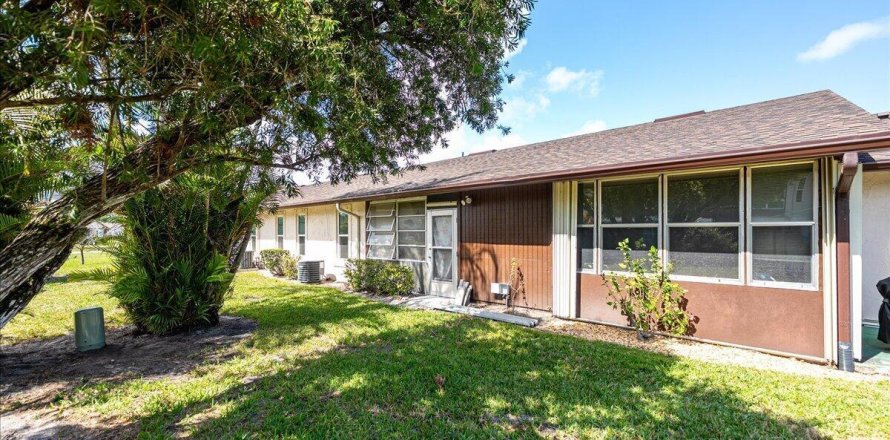 Condo à Stuart, Floride, 2 chambres № 2078175