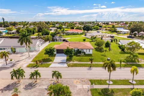 Villa ou maison à Port Charlotte, Floride 2 chambres, 154.12 m2 № 2352254