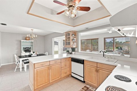 Villa ou maison à vendre à Port Charlotte, Floride: 2 chambres, 154.12 m2 № 2352254 - photo 7