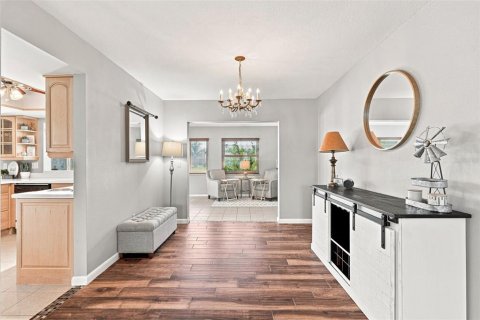 Villa ou maison à vendre à Port Charlotte, Floride: 2 chambres, 154.12 m2 № 2352254 - photo 6