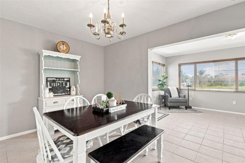 Villa ou maison à vendre à Port Charlotte, Floride: 2 chambres, 154.12 m2 № 2352254 - photo 8