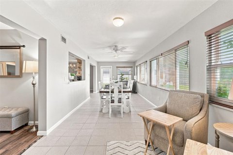 Villa ou maison à vendre à Port Charlotte, Floride: 2 chambres, 154.12 m2 № 2352254 - photo 11