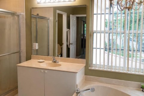 House in Miramar, Florida 6 bedrooms, 320.14 sq.m. № 2246023 - photo 27