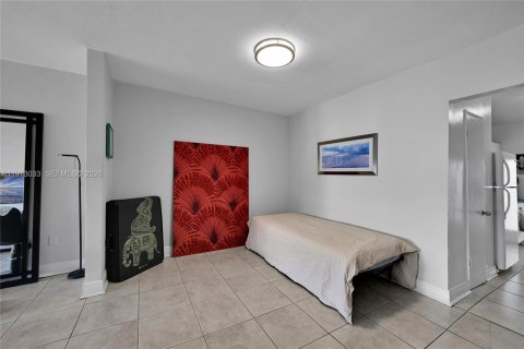 Immobilier commercial à vendre à Miami Beach, Floride № 2052880 - photo 21