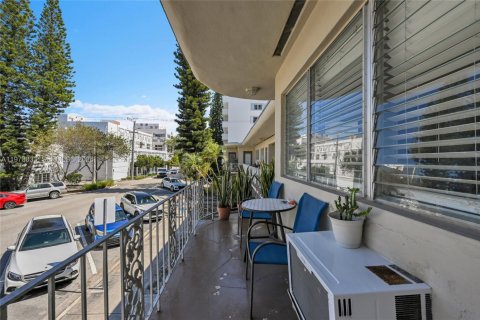 Immobilier commercial à vendre à Miami Beach, Floride № 2052880 - photo 30