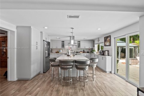 Купить виллу или дом в Майами, Флорида 3 спальни, 306.11м2, № 1954940 - фото 19