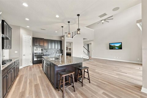 House in Apollo Beach, Florida 6 bedrooms, 400.87 sq.m. № 2391579 - photo 18
