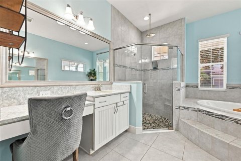 House in Apollo Beach, Florida 6 bedrooms, 400.87 sq.m. № 2391579 - photo 27