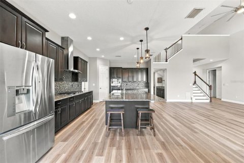 House in Apollo Beach, Florida 6 bedrooms, 400.87 sq.m. № 2391579 - photo 17