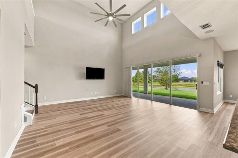 House in Apollo Beach, Florida 6 bedrooms, 400.87 sq.m. № 2391579 - photo 10
