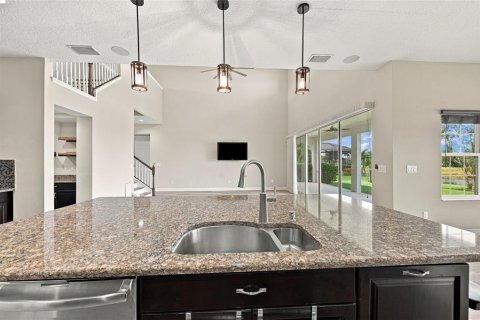 House in Apollo Beach, Florida 6 bedrooms, 400.87 sq.m. № 2391579 - photo 15