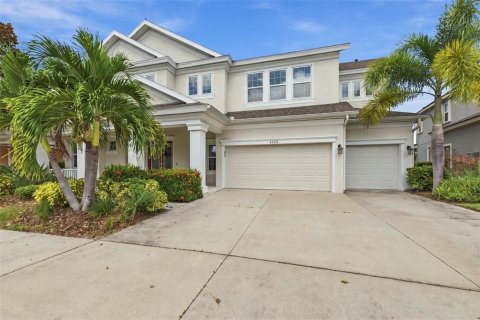 House in Apollo Beach, Florida 6 bedrooms, 400.87 sq.m. № 2391579 - photo 4