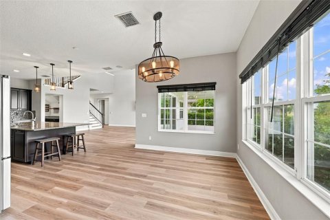 House in Apollo Beach, Florida 6 bedrooms, 400.87 sq.m. № 2391579 - photo 19