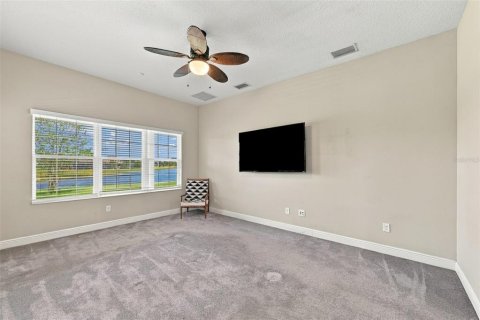 House in Apollo Beach, Florida 6 bedrooms, 400.87 sq.m. № 2391579 - photo 23