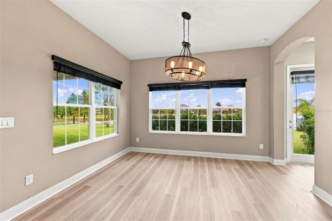 House in Apollo Beach, Florida 6 bedrooms, 400.87 sq.m. № 2391579 - photo 20