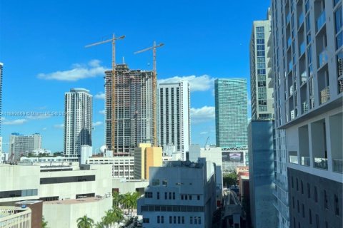 Copropriété à louer à Miami, Floride: 1 chambre, 60.48 m2 № 1946400 - photo 4