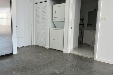 Copropriété à louer à Miami, Floride: 1 chambre, 60.48 m2 № 1946400 - photo 6