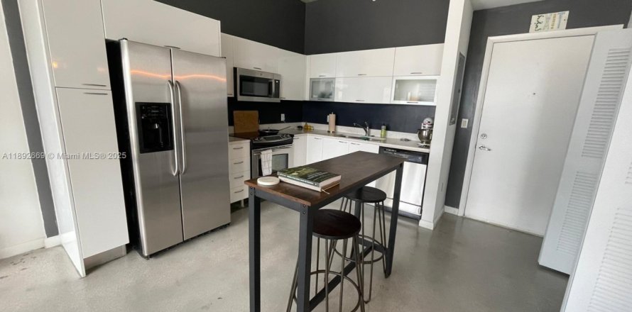 Condo à Miami, Floride, 1 chambre  № 1946400