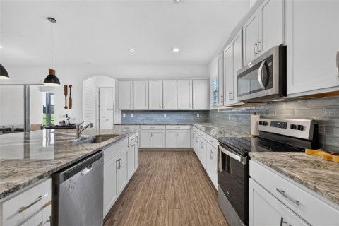 Casa en venta en Tavares, Florida, 4 dormitorios, 284 m2 № 2386718 - foto 19