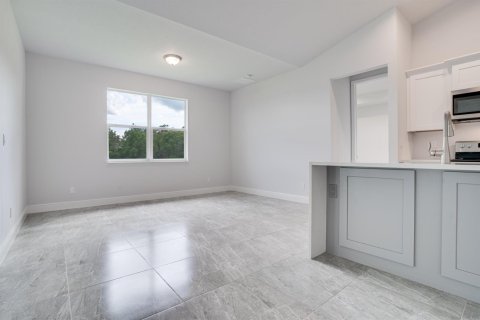 Casa en venta en Port St. Lucie, Florida, 4 dormitorios, 199 m2 № 2084971 - foto 11