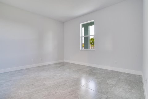Casa en venta en Port St. Lucie, Florida, 4 dormitorios, 199 m2 № 2084971 - foto 19
