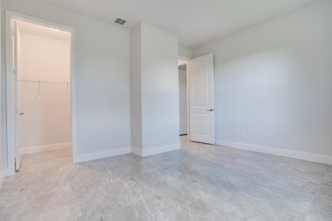 Casa en venta en Port St. Lucie, Florida, 4 dormitorios, 199 m2 № 2084971 - foto 21