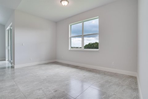 Casa en venta en Port St. Lucie, Florida, 4 dormitorios, 199 m2 № 2084971 - foto 12